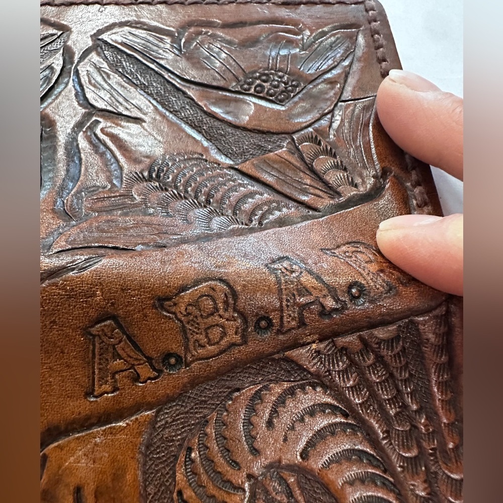 Vintage Western Embossed Leather Wallet - Hand Tooled -Rare! - Picture 3 of 5